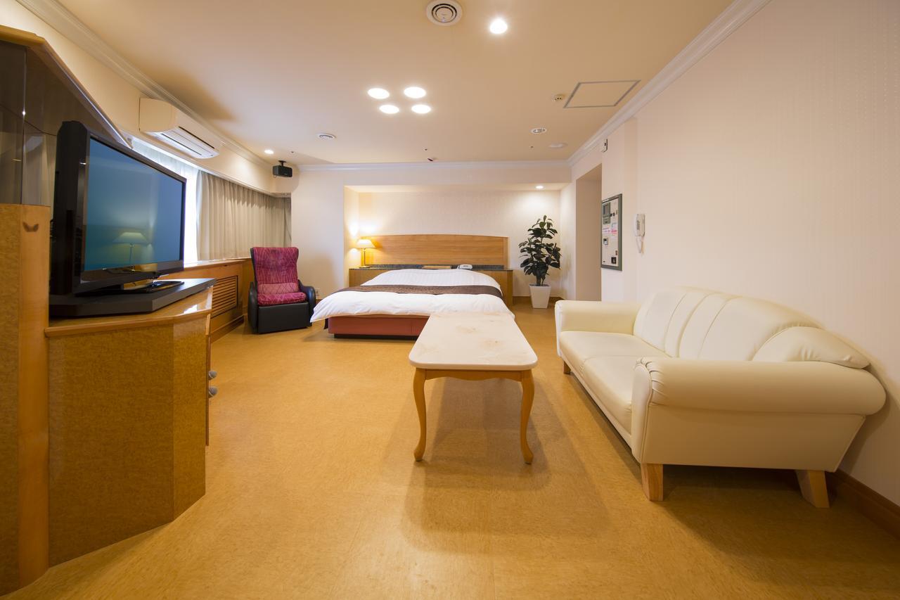 Hotel Alps (Adults Only) Ōsaka Eksteriør bilde